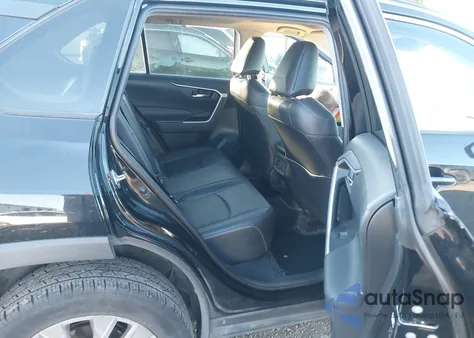 2019 Toyota Rav4 Xle Premium z USA, uszkodzony, nr VIN 2T3A1RFV4KC013276